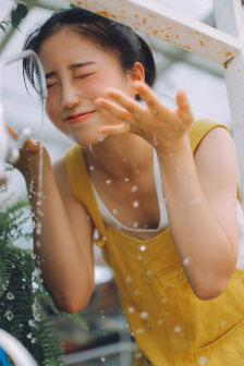 移魂女郎
